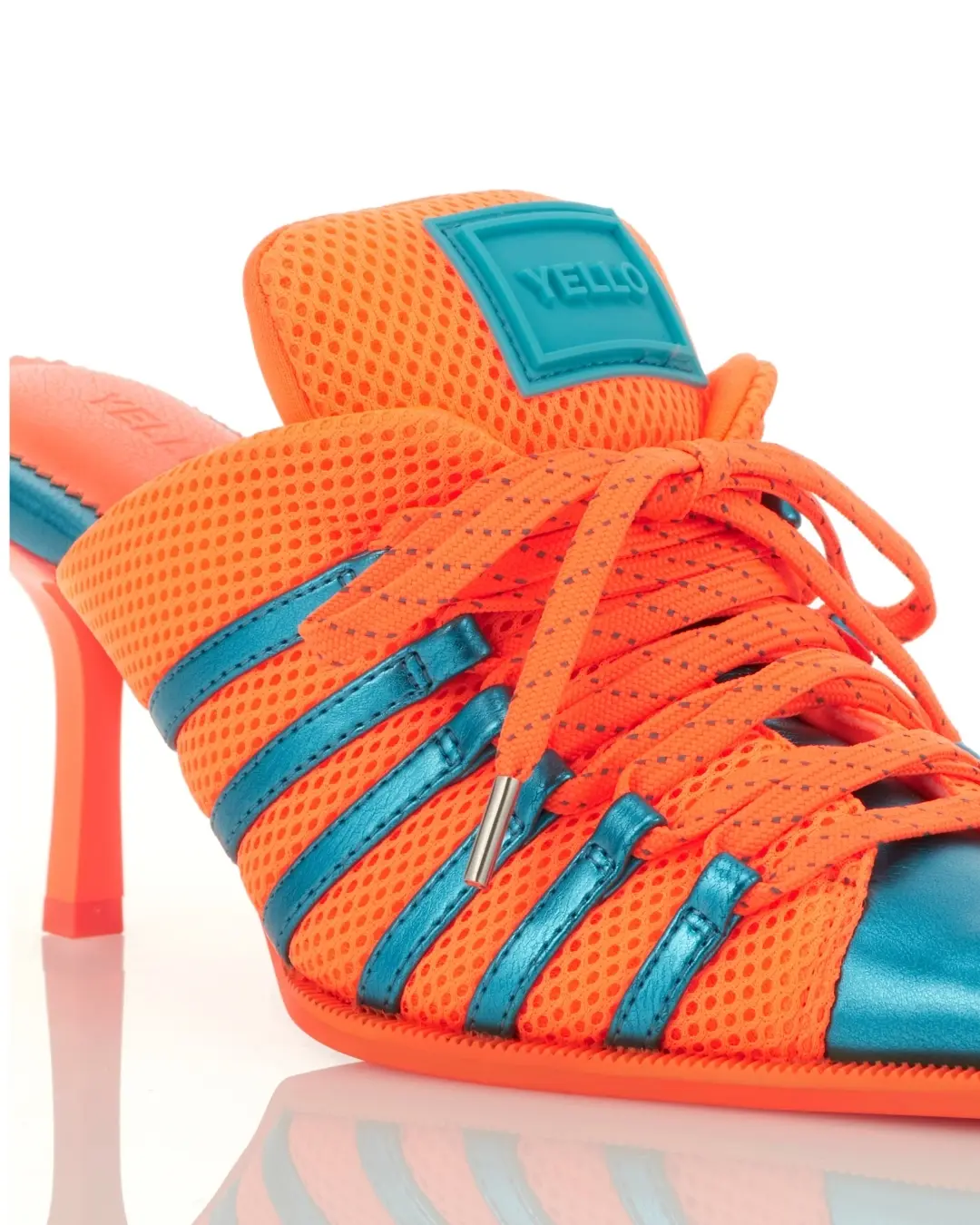 YELLO / FIZZY SNEAKER MULES