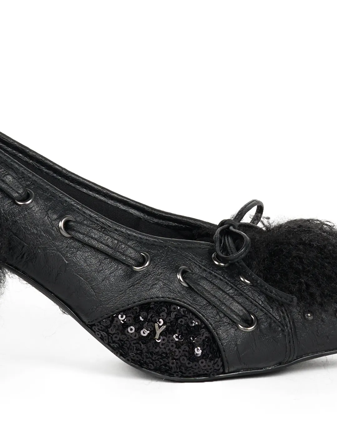 【美品‼️】YELLO ブラックホワイト ストライプ ミュール 美品‼️】YELLO ブラックホワイト ストライプ ミュール YELLO