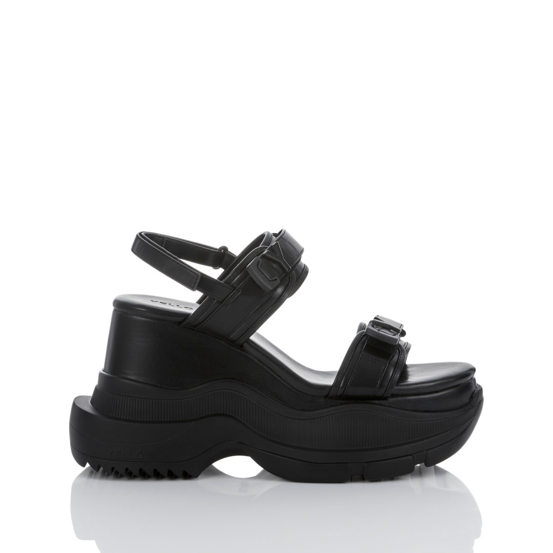 【レア】Yello shoes サンダル　パール　美品 黒　23.0ヒール高さ71〜10cm