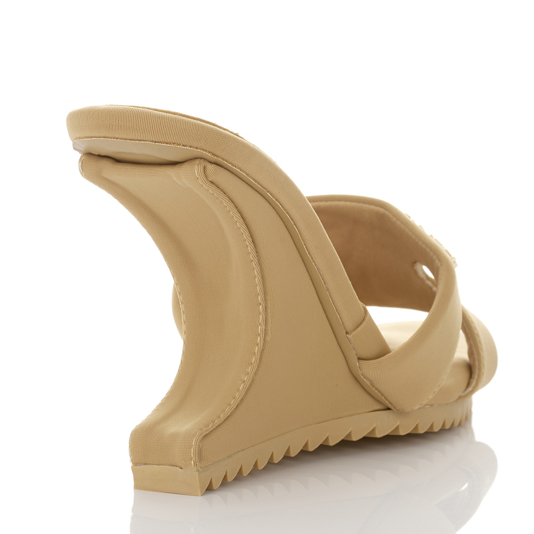 YELLO / NAKED DEFORMED WEDGE SANDALS