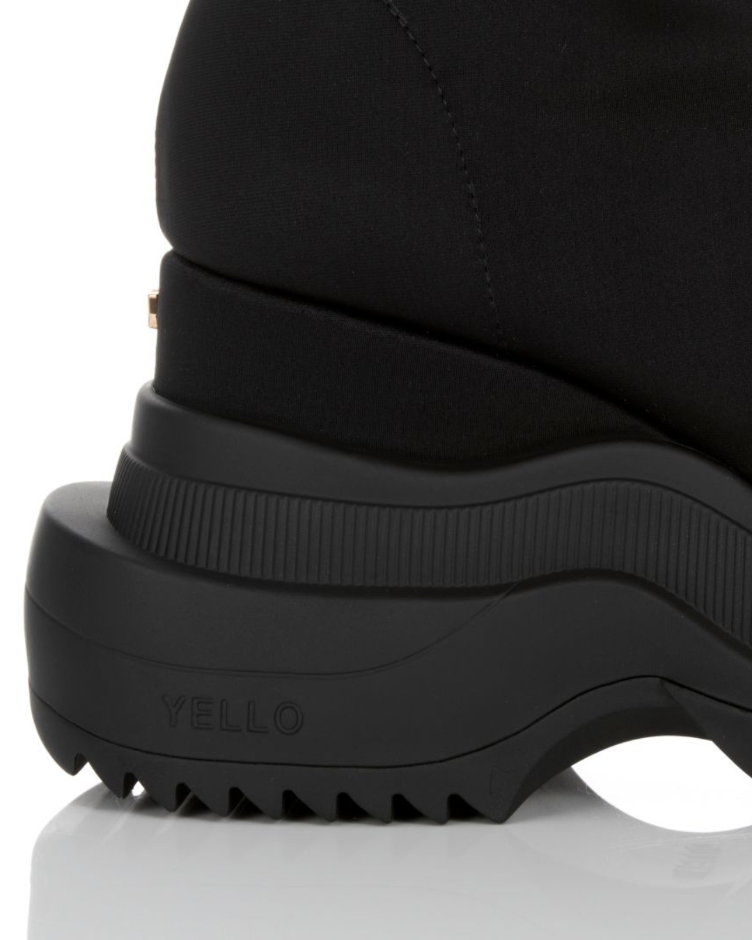 YELLO / TOKYO BLACK MID SNEAKER SHORT BOOTS