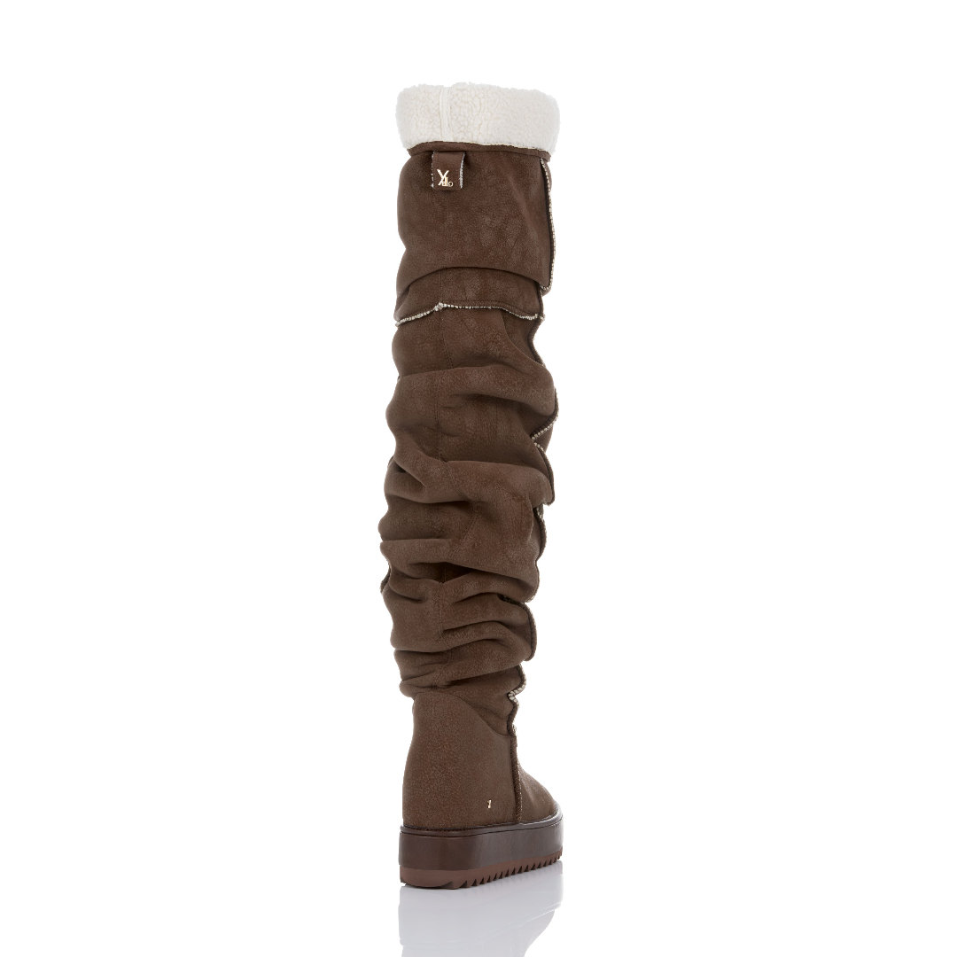 99%CACAO LONG BOOTS